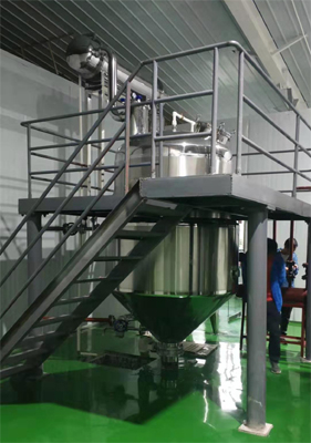 中草藥植物精油提取設(shè)備