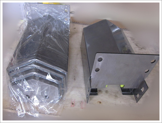 伸縮式鋼板防護(hù)罩