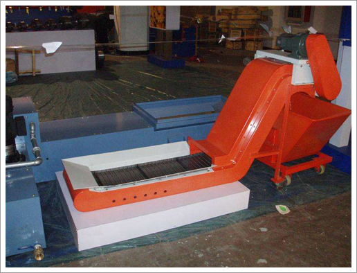 TSLP型提升式鏈板排屑機(jī)